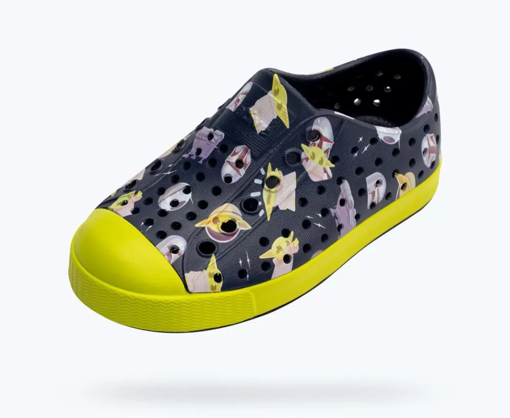 Native Shoes Shoes^Jefferson Star Wars Print Child Regatta Blue/ Chartreuse Green/ Mando Aop